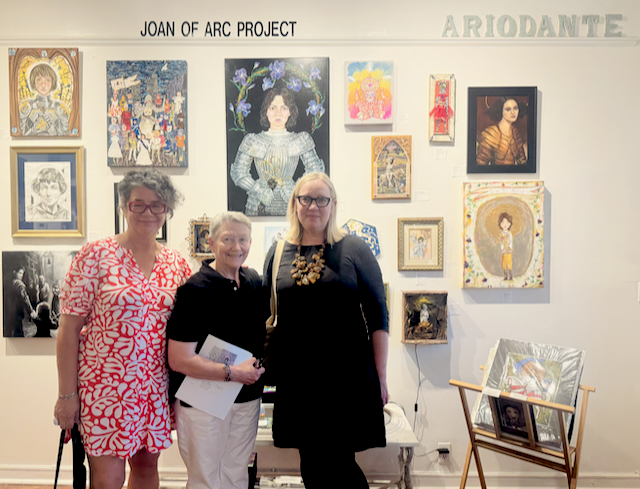 Read more about the article With other Judges for the Joan of Arc “Army of Artists” Exhibit